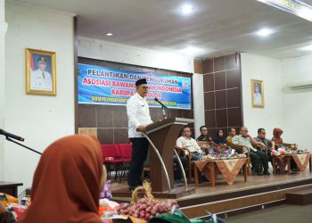 Bupati Epyardi Asda Hadiri Pelantikan dan Pengukuhan Asosiasi Bawang Merah Indonesia Kab. Solok