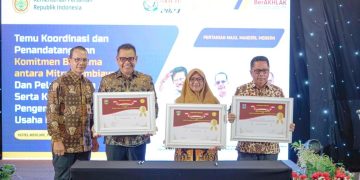 Pemkab Solok Tandatangani Komitmen Bersama tentang KUR Khusus Bidang Pertanian