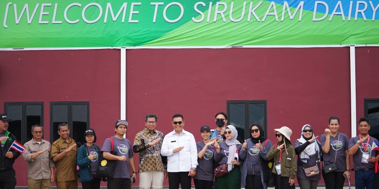 Bupati Solok Hadiri Pekan Nasional Pertanian Asean Dialogue Partner’s Exchange Farmers Visit