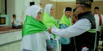Sebanyak 161 Orang Jama’ah Calon Haji Kabupaten Solok Dilepas Keberangkatannya