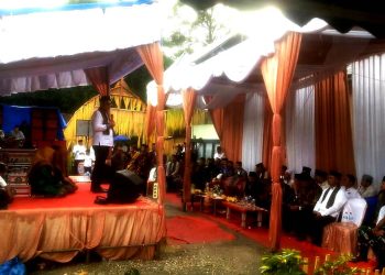 Harga Gas Subsidi 3Kg Capai Rp 35.000/ Tabung, Warga Nagari Salimpek Sampaikan Keluhan ke Bupati Solok