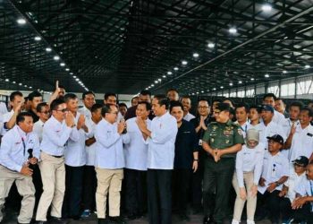 Dirut PT.Pindad Abraham Mose Terima Kunjungan Presiden Jokowi beserta Menteri BUMN dan Menhan