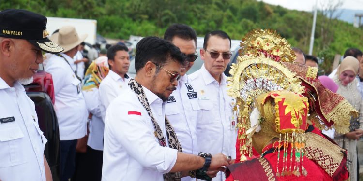 Luar Biasa, Bupati Solok bisa Menghadirkan Menteri Pertanian di Kab. Solok. Dua Hari setelah Kehadiran Dirjen Holtikultura