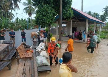 Curah Hujan Tinggi Mengakibatkan Sejumlah Wilayah di Sumbar Alami Banjir dan Longsor, Athari Minta Pemda dan BPBD Gerak Cepat