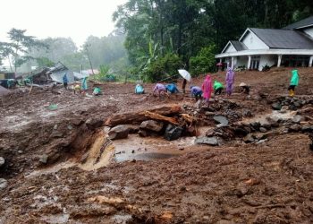 Kawasan Danau Maninjau Diterjang Banjir Bandang dan Longsor, Athari Sampaikan Ucapan Duka dan Pastikan Infrastruktur yang Rusak Segera Diperbaiki