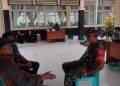 Memupuk Rasa Kebersamaan, Babinsa Koramil 02 Muara Siberut Serda Iswendra Sambangi Masyarakat
