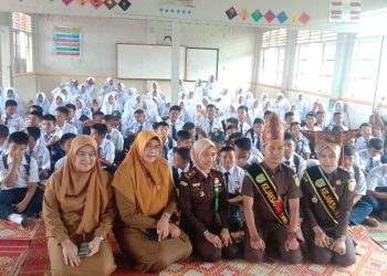 Pemko Solok Berikan Penyuluhan Hukum Bagi Siswa di Beberapa Sekolah Menengah Pertama