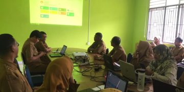 Dinas Lingkungan Hidup dan Diskominfo Kota Solok Selenggarakan Bimtek