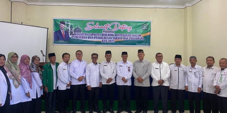 Kakankemenag Kota Solok Buka Kegiatan Capacity Building revitalisasi dalam Pengelolaan Sarana dan Prasarana KUA Tahun 2023