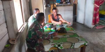 Babinsa Koramil 04/Sikakap Sertu Havid Gelar Komsos Terkait Kelancaran Transportasi