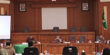 Dipimpin Waka Armen Faindal, DPRD Dan Pemko Payukumbuh Gelar Rapat KUA-PPAS Kota Payukumbuh Tahun 2024