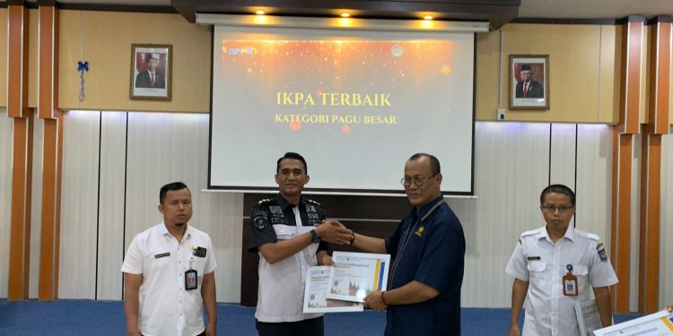 Lapas Kepas IIA Bukittinggi Raih Penghargaan Terbaik II dari KPPN Bukittinggi