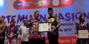 Pemko Bukittinggi Berhasil Menekan Angka Kasus ATM, Wako Erman Safar Diganjar dengan Penghargaan