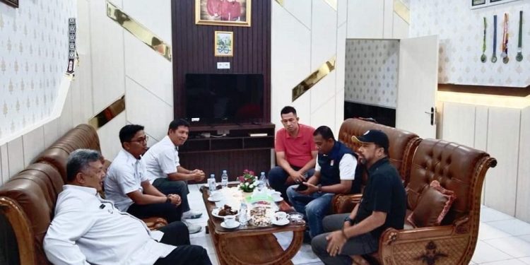 Terkait Persiapan Porprov, Wako dan Kadis Pora Kota Solok Berdiskusi dengan Dispora Provinsi Sumbar