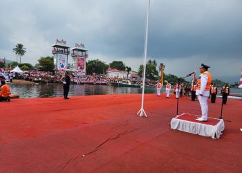 Peringatan HUT RI Ke-78 di Danau Singkarak Solok Berlangsung Khidmat dan Meriah