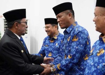 Drs. Mukhlis  Menjabat sebagai Camat X Koto Kabupaten Tanah Datar