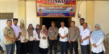 Kapolres Tanah Datar, AKBP Derry Indra Meninjau Posko Kampung Bebas Narkoba di Nagari Baringin