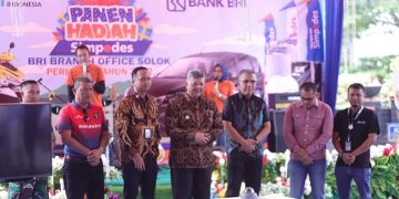 Wako Zul Elfian Hadiri Panen Hadiah Simpedes BRI Cabang Kota Solok