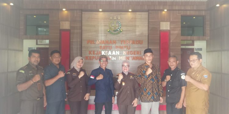 Bawaslu Kab. Kepulauan Mentawai Audensi ke Kejaksaan Negeri Mentawai