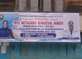 Bukti Kerja Nyata Athari Sangat Dirasakan, Wali Nagari dan Masyarakat Bukit Bais Ucapkan Terimakasih Lewat Spanduk
