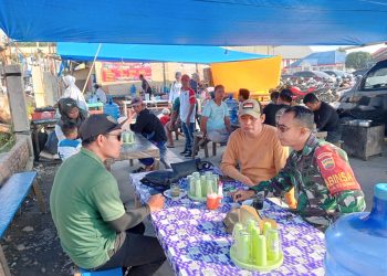 Serka Dendi Laksanakan Komunikasi Sosial (Komsos) dengan Beberapa Insan Pers di Pelabuhan Tuapeijat