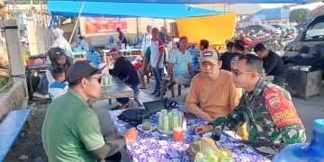 Serka Dendi Laksanakan Komunikasi Sosial (Komsos) dengan Beberapa Insan Pers di Pelabuhan Tuapeijat
