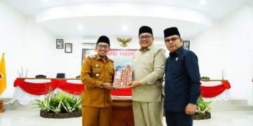 Bupati Eka Putra Menyampaikan 3 Nota Penjelasan Ranperda Ke DPRD Tanah Datar