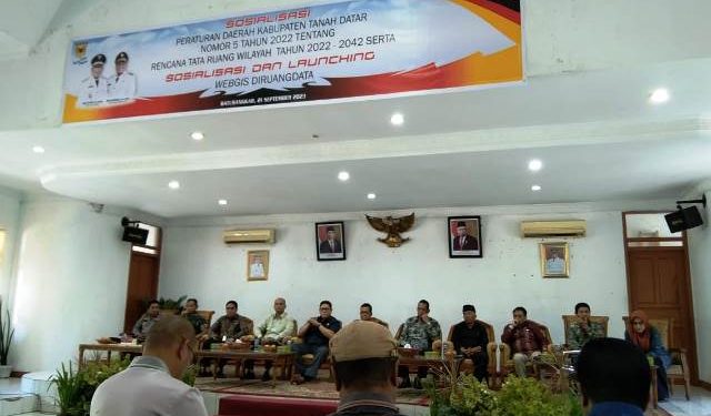 Pemkab Tanah Datar Sosialisasi Perda Nomor 5 Tahun 2022 Tentang RTRW Kepada Stakeholder
