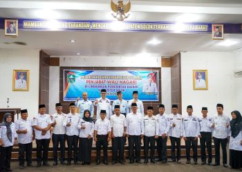 Bupati Solok Lantik dan Ambil Sumpah Penjabat (PJ) Walinagari di Lingkungan Pemkab. Solok