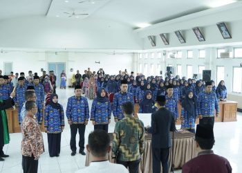 Bupati Safaruddin Dt. Bandaro Rajo Serahkan SK 88 PPPK di Lingkungan Pemkab Limapuluh Kota
