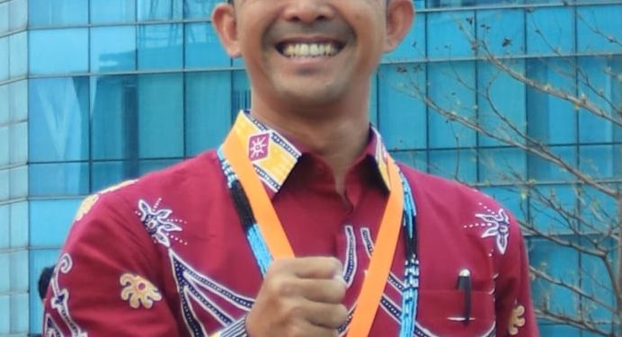 Sambut Perayaan Hari Jadi Kabupaten Kepulauan Mentawai Ke-24, Bawaslu Mentawai Memperindah Corak Kantor