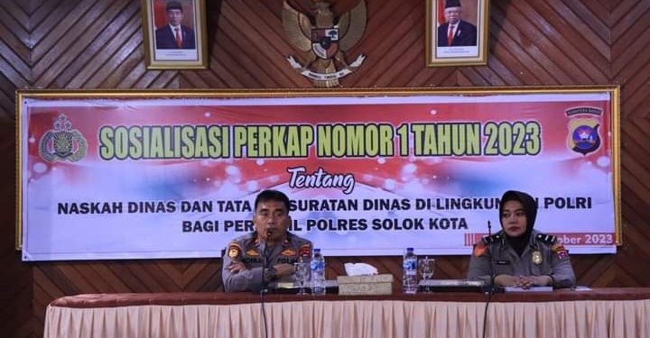 Polres Solok Kota Sosialisasikan Perkap Nomor 1 Tahun 2023 Tentang Naskah Dinas dan Tata Naskah Persuratan Dinas di Lingkungan Polri