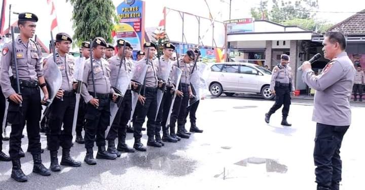 Personel Polres Solok Kota Laksanakan Latihan Dalmas Menjelang Pemilu 2024