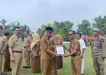 Serahkan 336 Petikan SK Kenaikan Pangkat, Bupati Minta ASN Optimalkan Fungsi Pelayanan Publik