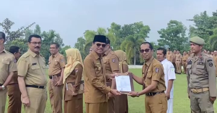 Serahkan 336 Petikan SK Kenaikan Pangkat, Bupati Minta ASN Optimalkan Fungsi Pelayanan Publik