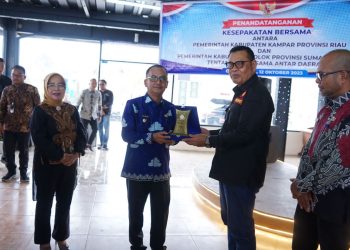 Bupati Solok Tandatangani MoU Tentang Kerjasama Daerah dengan Pemerintah Kabupaten Kampar