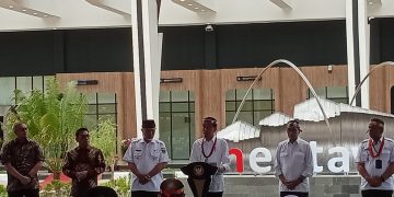 Kunjungi Mentawai, Presiden Joko Widodo Resmikan Bandar Udara Mentawai yang Baru