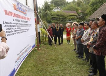 Bawaslu Provinsi Sumbar Menggelar Deklarasi Kampung Pengawasan Pemilu di Pulau Sipora