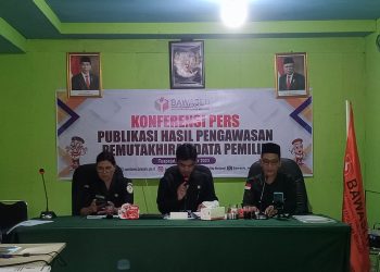 Bawaslu Kab. Kepulauan Mentawai Gelar Konfrensi Pers Terkait Publikasi Hasil Pengawasan Pemutakhiran Data Pemilih Pada Pemilu 2024