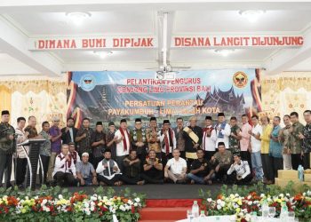 Bupati Safaruddin Hadiri Pengukuhan Gonjong Limo Bali