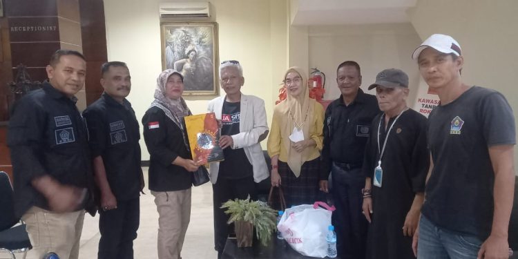 DPD KWRI Tanah Datar Bimtek ke DPP KWRI Tentang Tatakelola Organisasi dan Media di Jakarta