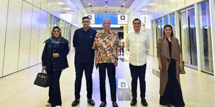 Caleg NasDem Perkenalkan Pengalaman Perjalanan Kereta Cepat Indonesia pada PM Malaysia ke-9