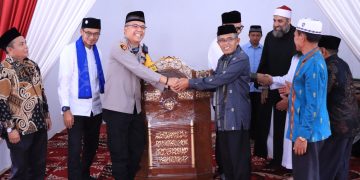 Kapolres Solok Kota Hadiri Peresmian Masjid Ali Husein Al-Jufri di Nagari Dilam
