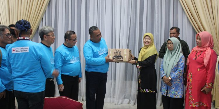 Prodak UMKM PMI Limapuluh Kota Ludes Diborong Rombongan PMI Provinsi Banten