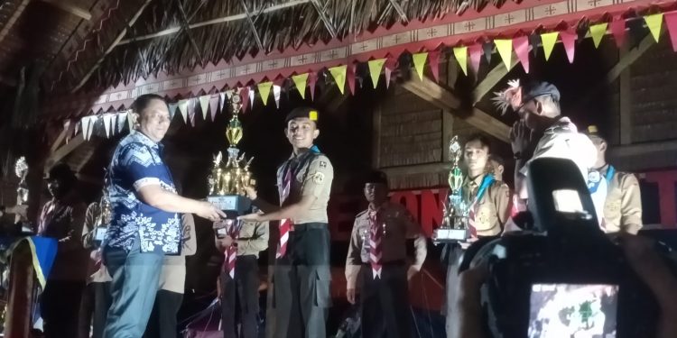 PJ Bupati Mentawai, Fernando Jongguran Simanjuntak Secara Resmi Menutup Kegiatan Kemah Bela Negara