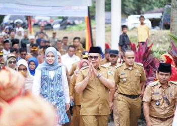Bupati Solok Didampingi Anggota Komisi V DPR RI Kunjungan Kerja dan Temu Ramah Bersama Masyarakat Nagari Koto Sani