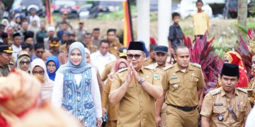 Bupati Solok Didampingi Anggota Komisi V DPR RI Kunjungan Kerja dan Temu Ramah Bersama Masyarakat Nagari Koto Sani