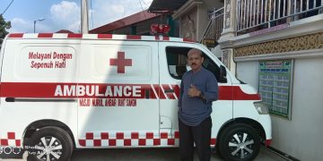 Untuk Kepentingang Masyarakat Bukit Siangin, Ujang Hendri Membeli Satu Unit Ambulance Dengan Berhutang