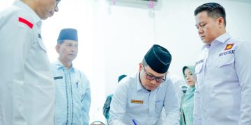 Bupati Solok Diwakili Sekda Kab. Solok Lantik dan Ambil Sumpah Pejabat Pimpinan Tinggi Pratama dan Pejabat Administrator