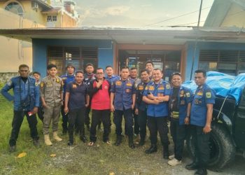 Bupati Solok Turunkan Tim BPBD Serta Satpol PP dan Damkar Untuk Membantu Evakuasi Korban Erupsi Marapi